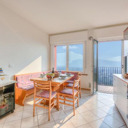 Lake View Dom-Us Apartment - Happy Rentals Riva del Garda Extérieur photo